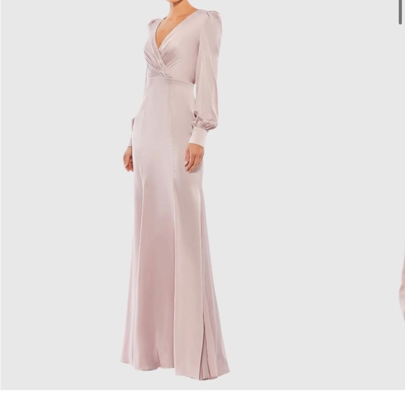 Mac Duggal Pink Long Sleeve V-Neck Gown - Picture 2 of 10